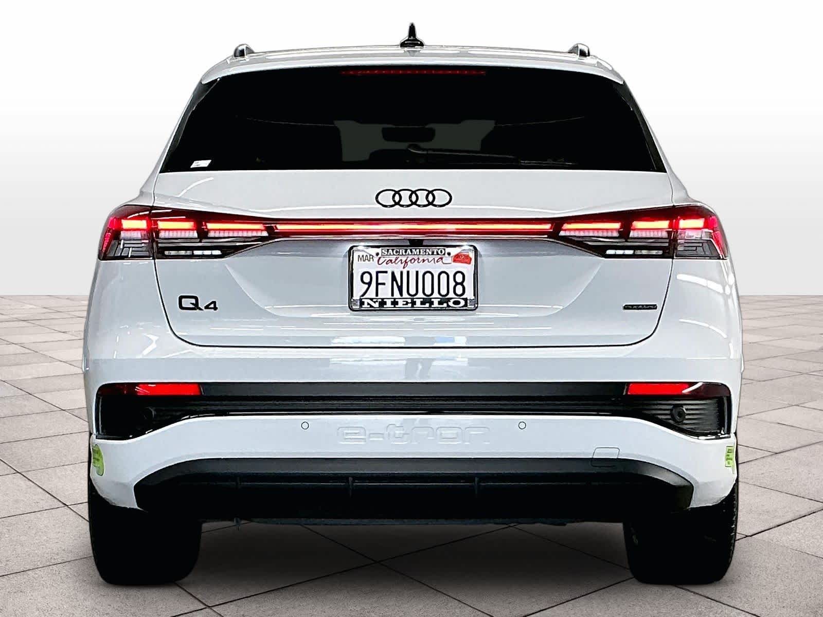 2023 Audi Q4 e-tron photo 4