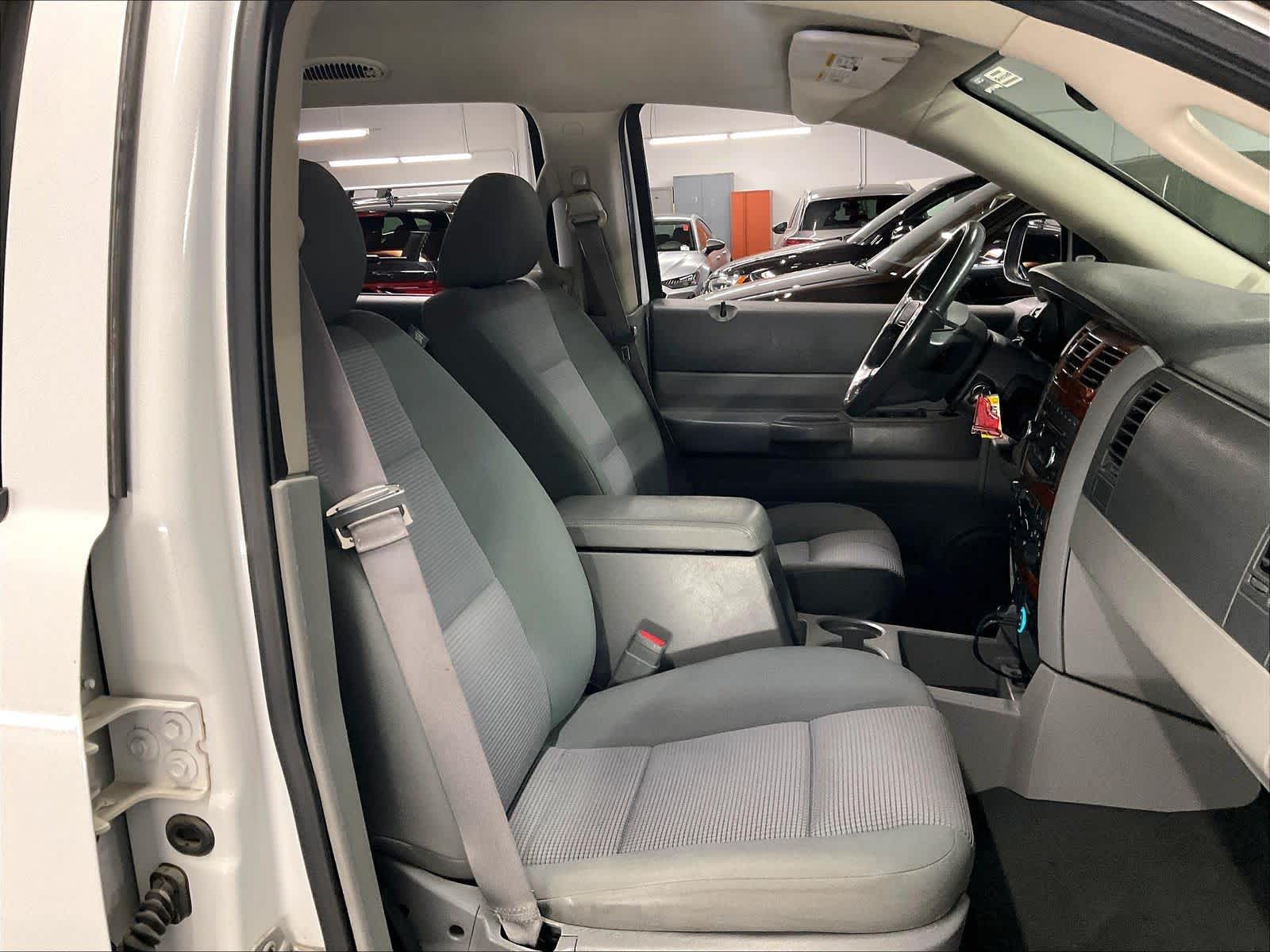 2009 Dodge Durango SLT photo 3