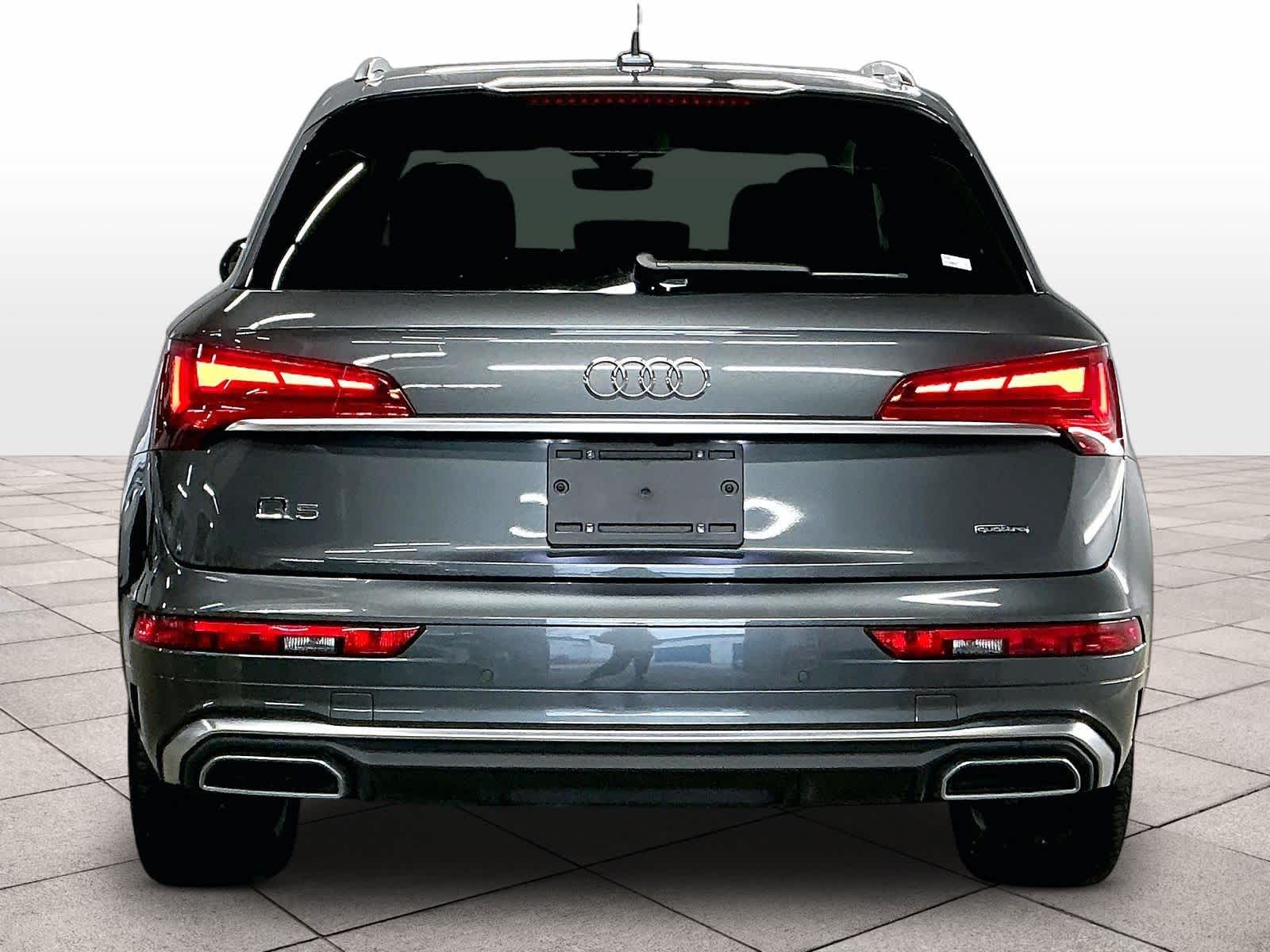 2023 Audi Q5 S Line Premium Plus photo 4