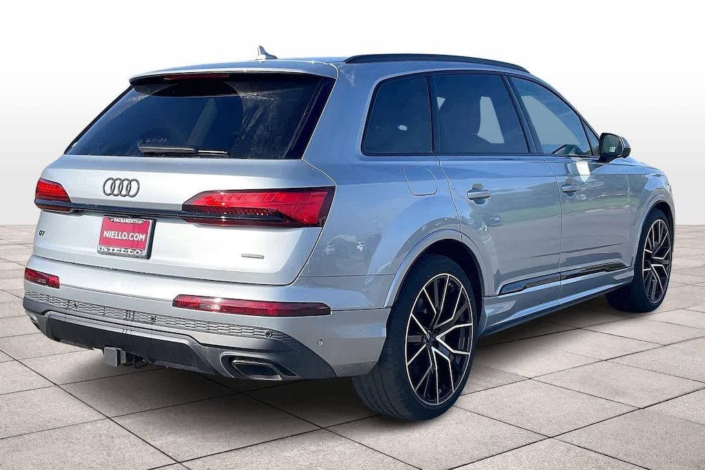 New 2025 Audi Q7 Premium Plus 55 TFSI quattro