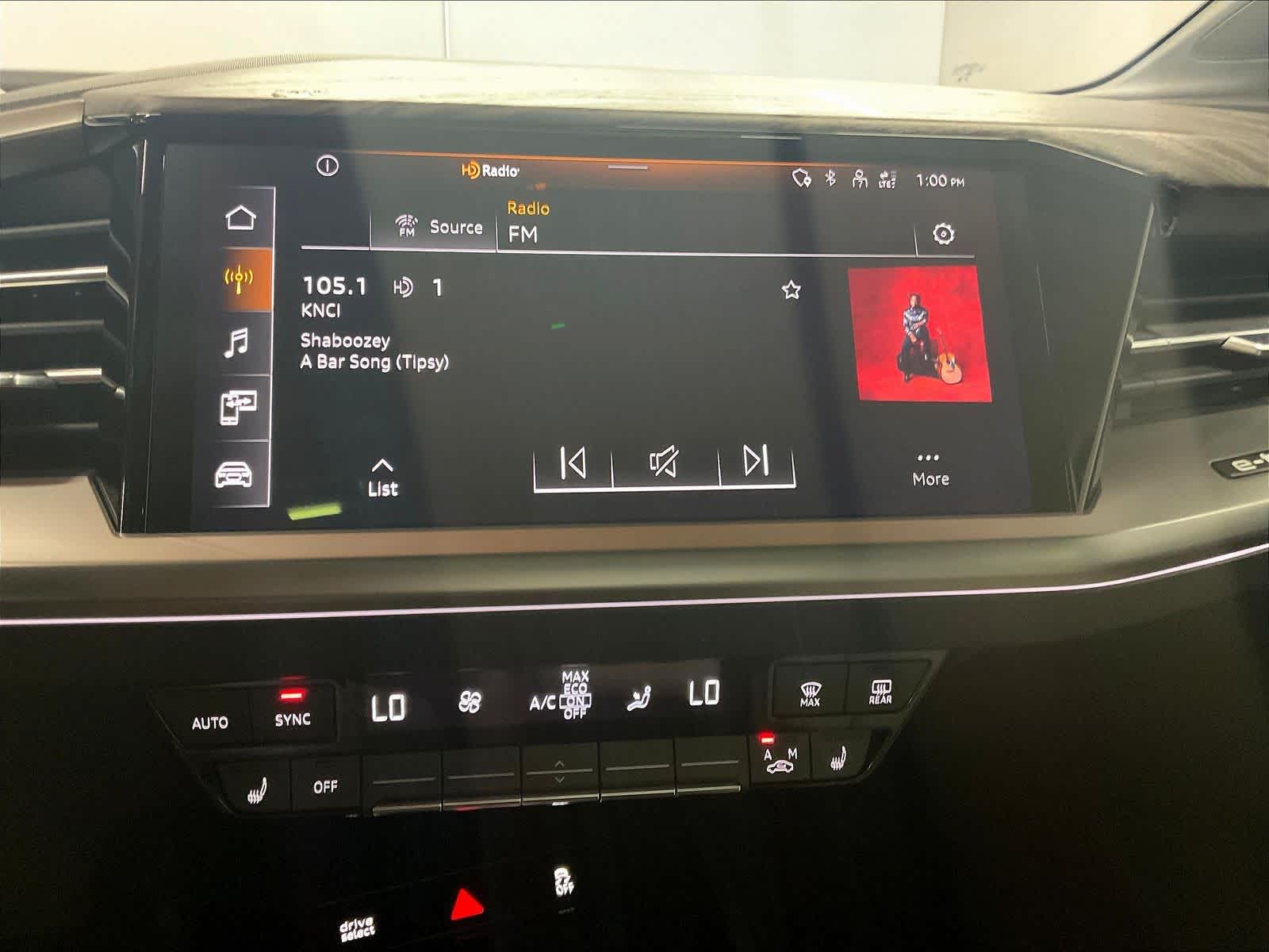 2024 Audi Q4 e-tron photo 6