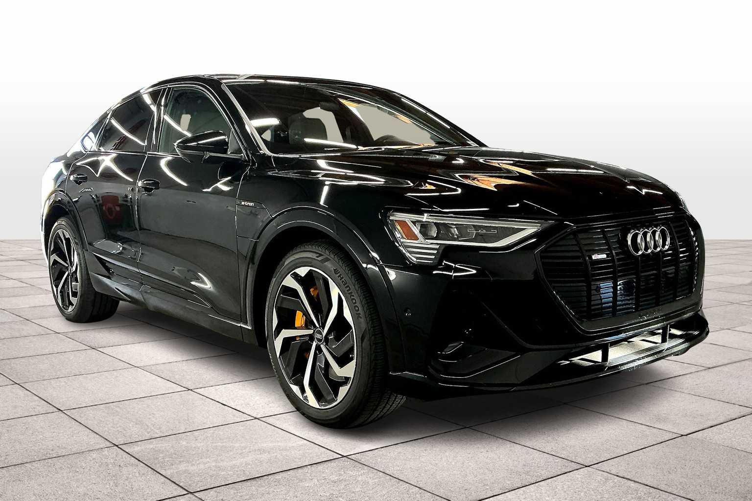 2023 Audi e-tron Sportback S line Premium Plus photo 2