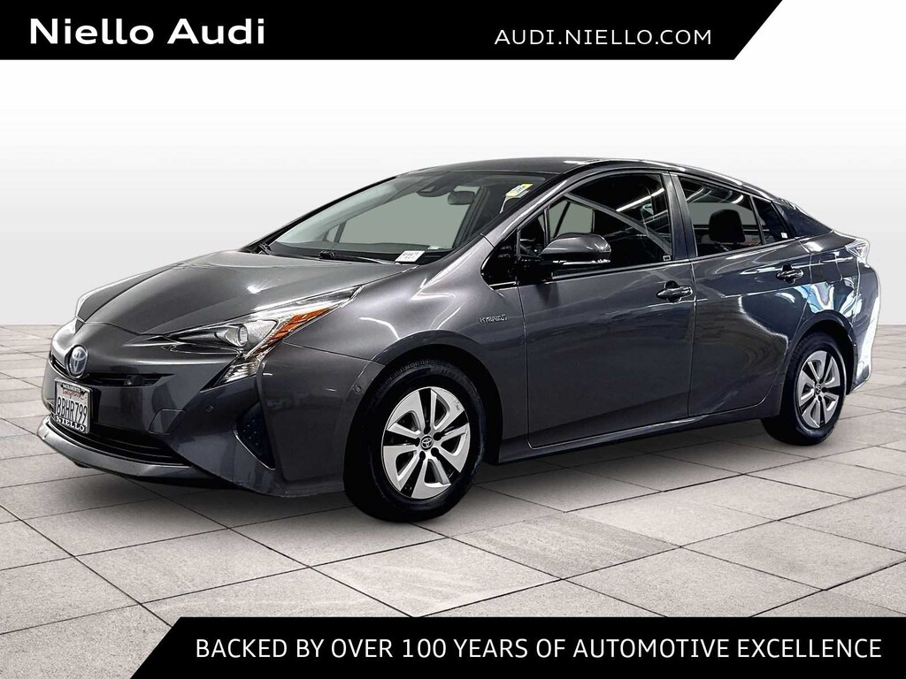 Used 2017 Toyota Prius Two (SE)