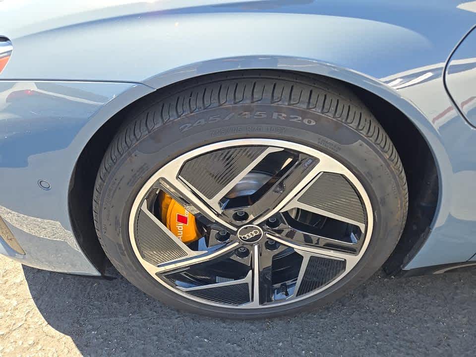 2023 Audi RS e-tron GT Base photo 4