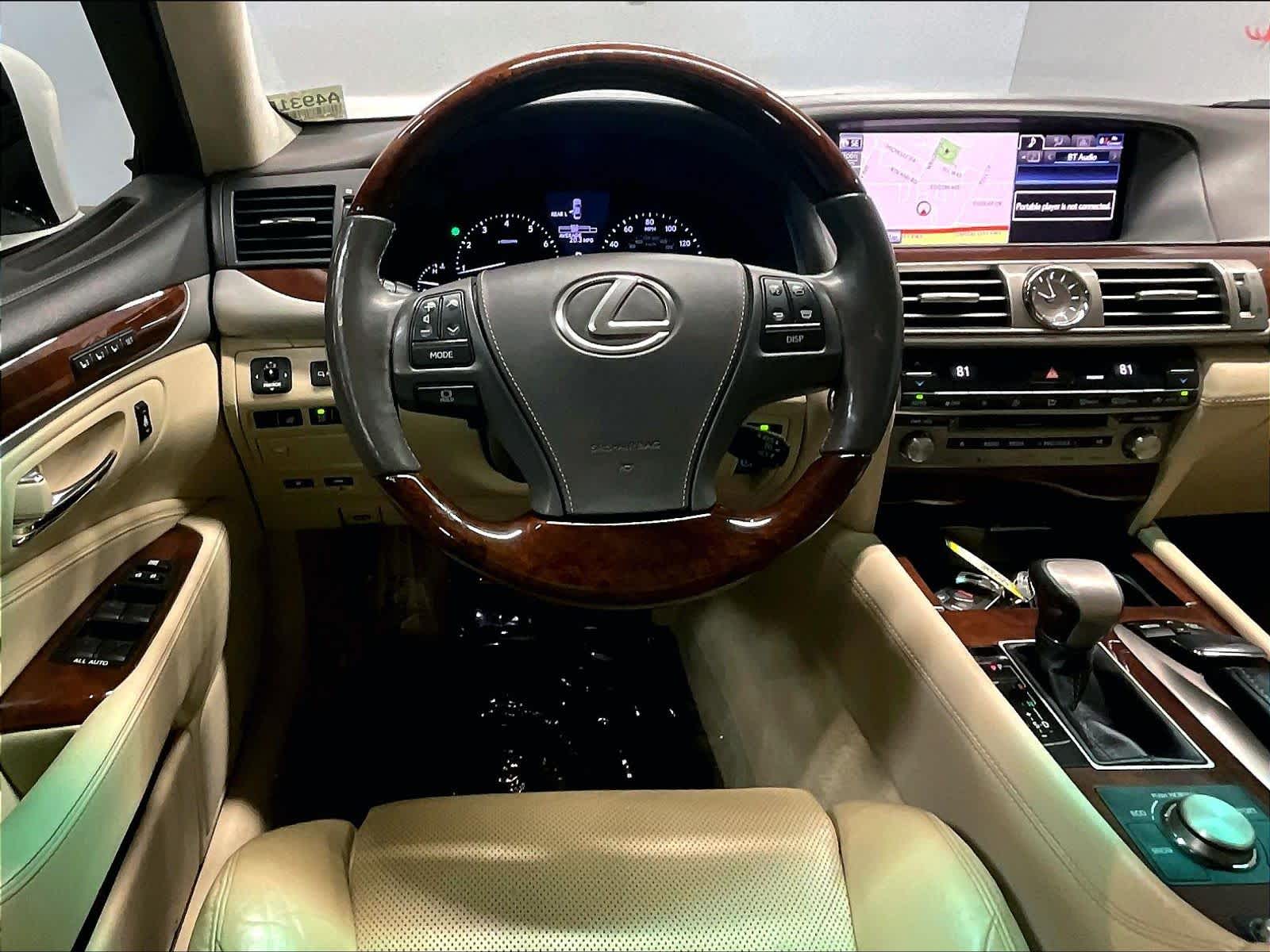 2014 LEXUS LS 460 photo 5