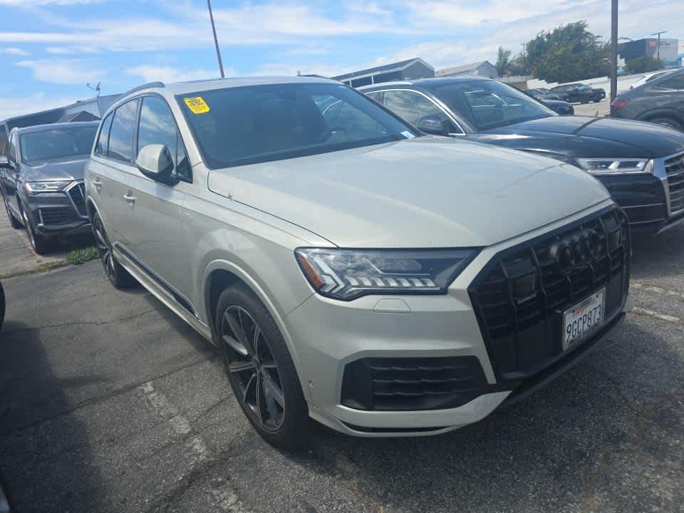 2023 Audi Q7 photo 3