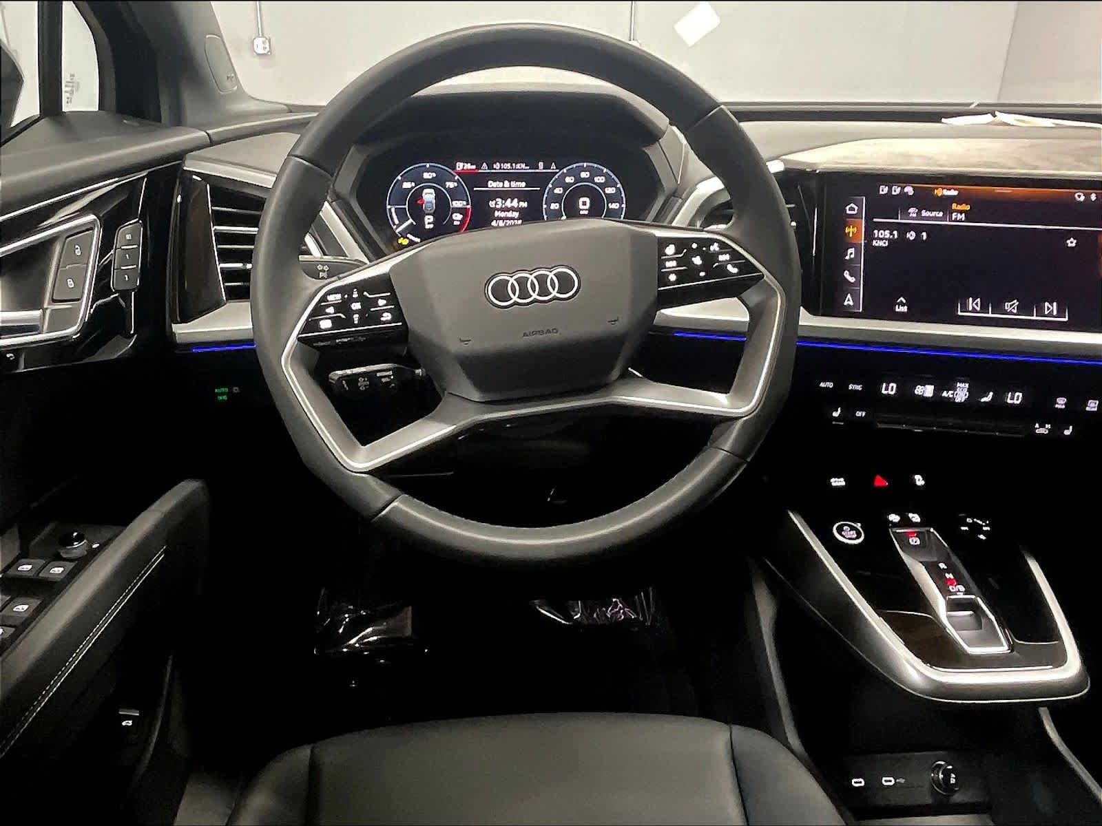 2025 Audi Q4 e-tron Sportback photo 5