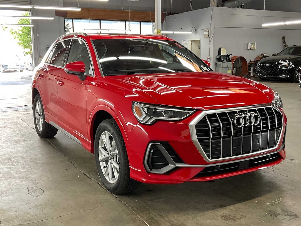 New 2025 Audi Q3 S Line Premium Plus 45 TFSI quattro