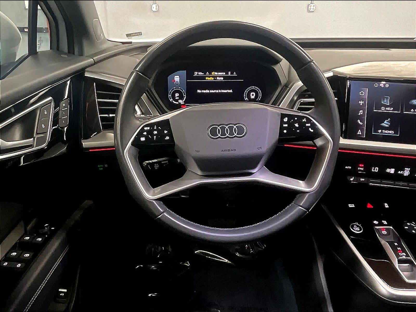 2023 Audi Q4 e-tron photo 5