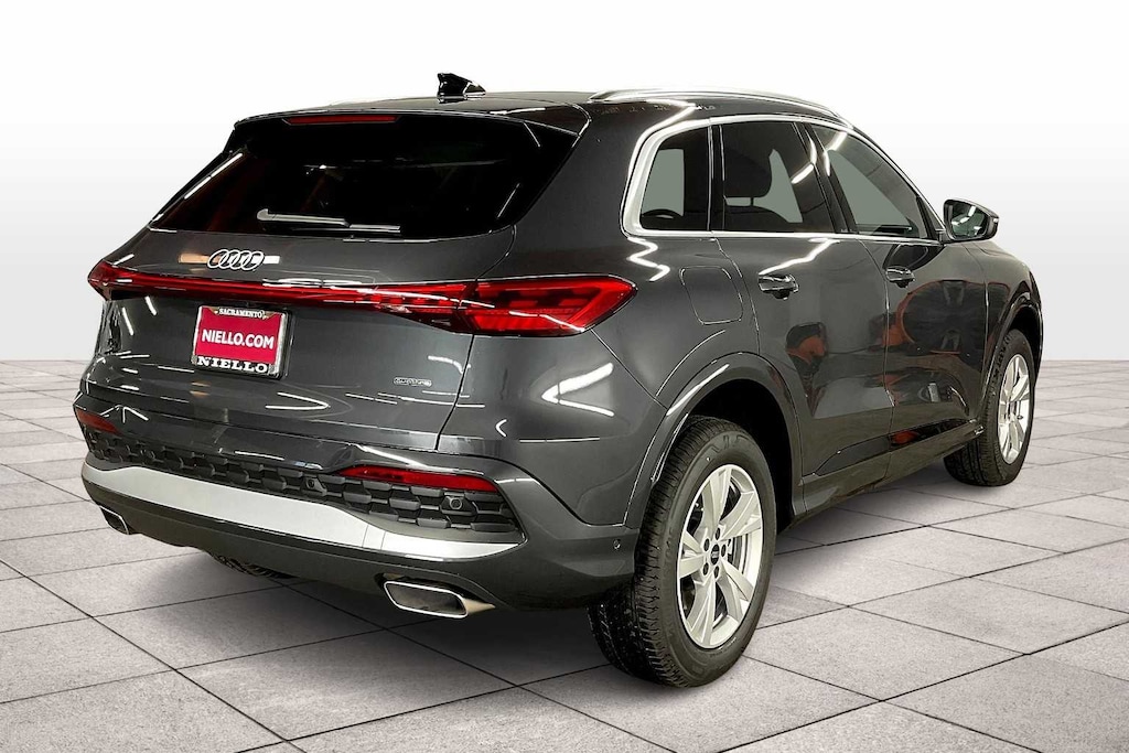 New 2025 Audi Q5 Premium 2.0 TFSI quattro