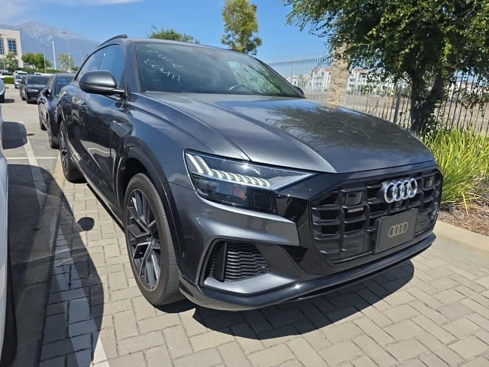 2023 Audi Q8 photo 3