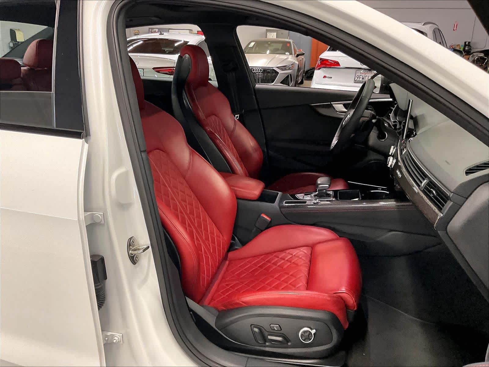 2023 Audi S4 Sedan photo 3