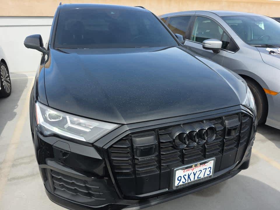 2022 Audi Q7 photo 2