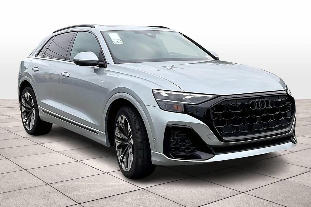 New 2025 Audi Q8 Premium Plus 55 TFSI quattro