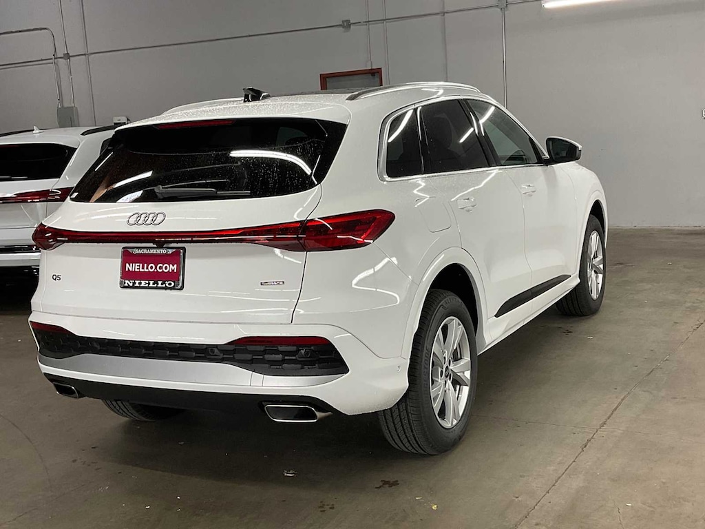 New 2025 Audi Q5 Premium 2.0 TFSI quattro