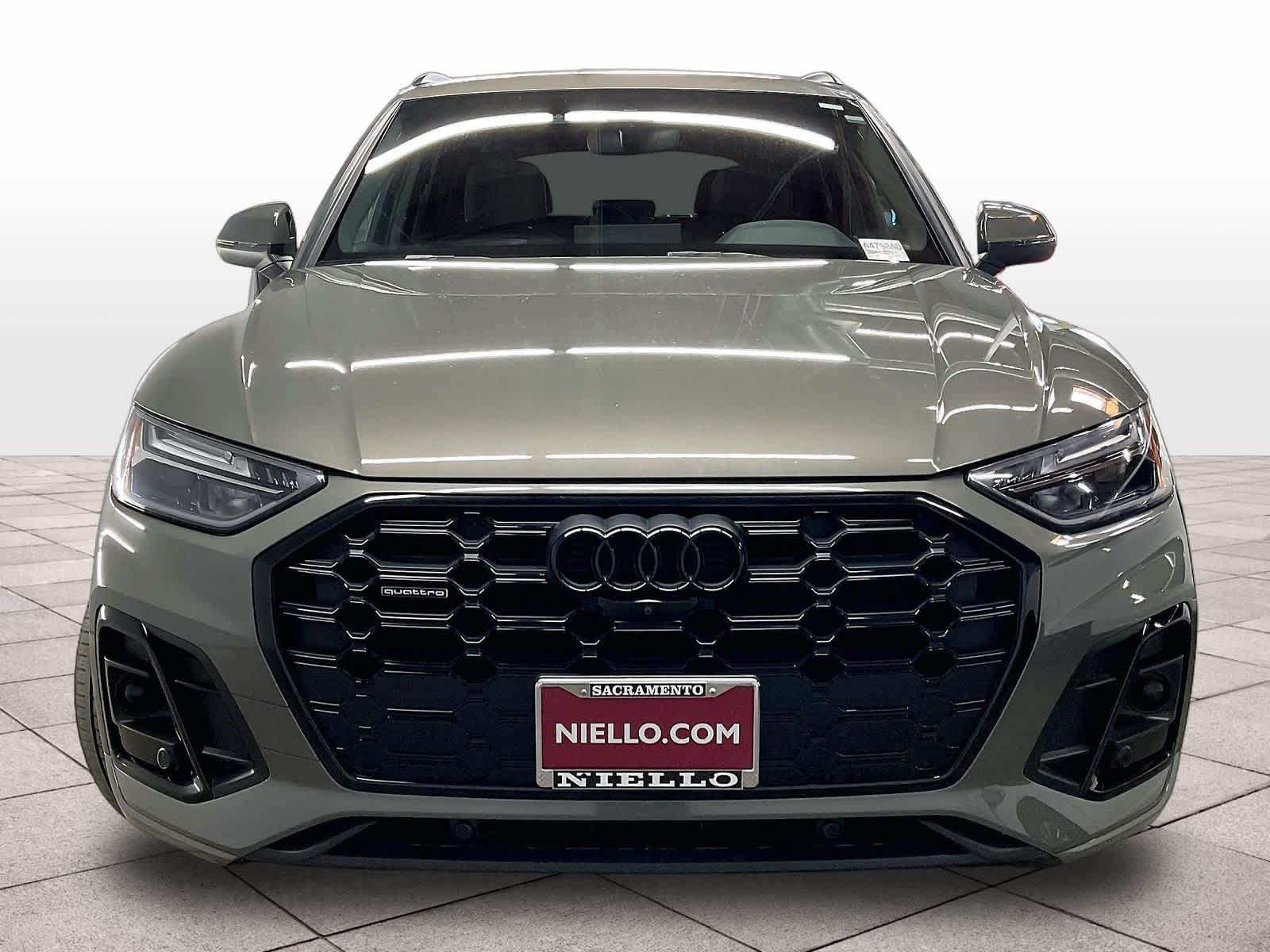 2023 Audi Q5 photo 2