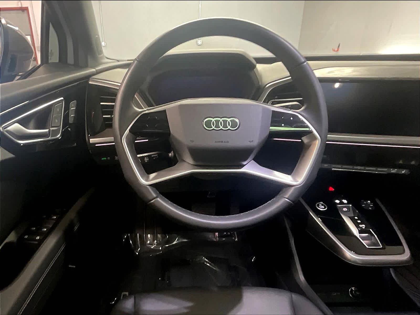 2023 Audi Q4 e-tron photo 5