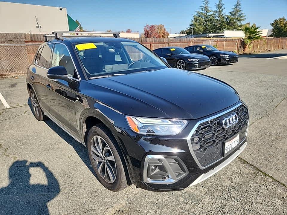 2023 Audi Q5 S line Premium Plus photo 2