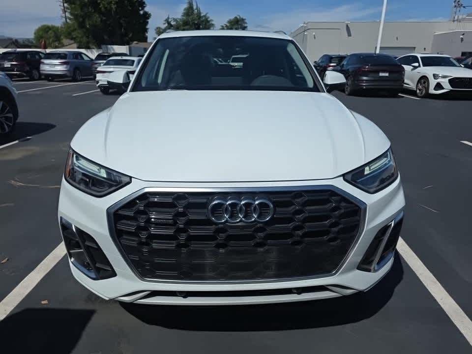 2023 Audi Q5 photo 2