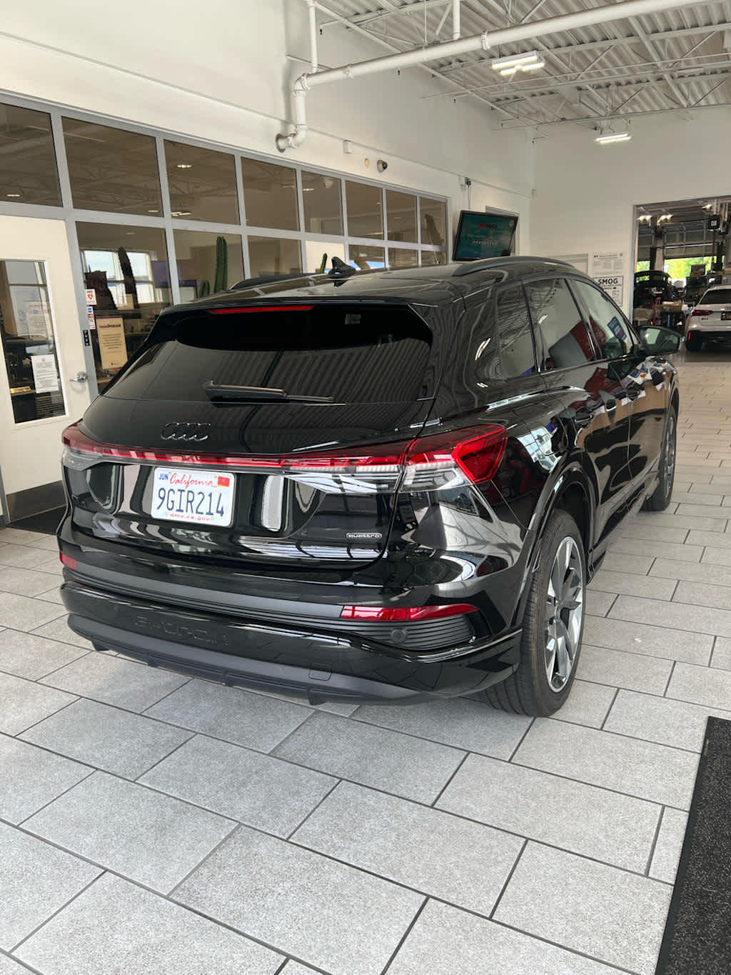 2023 Audi Q4 e-tron photo 4
