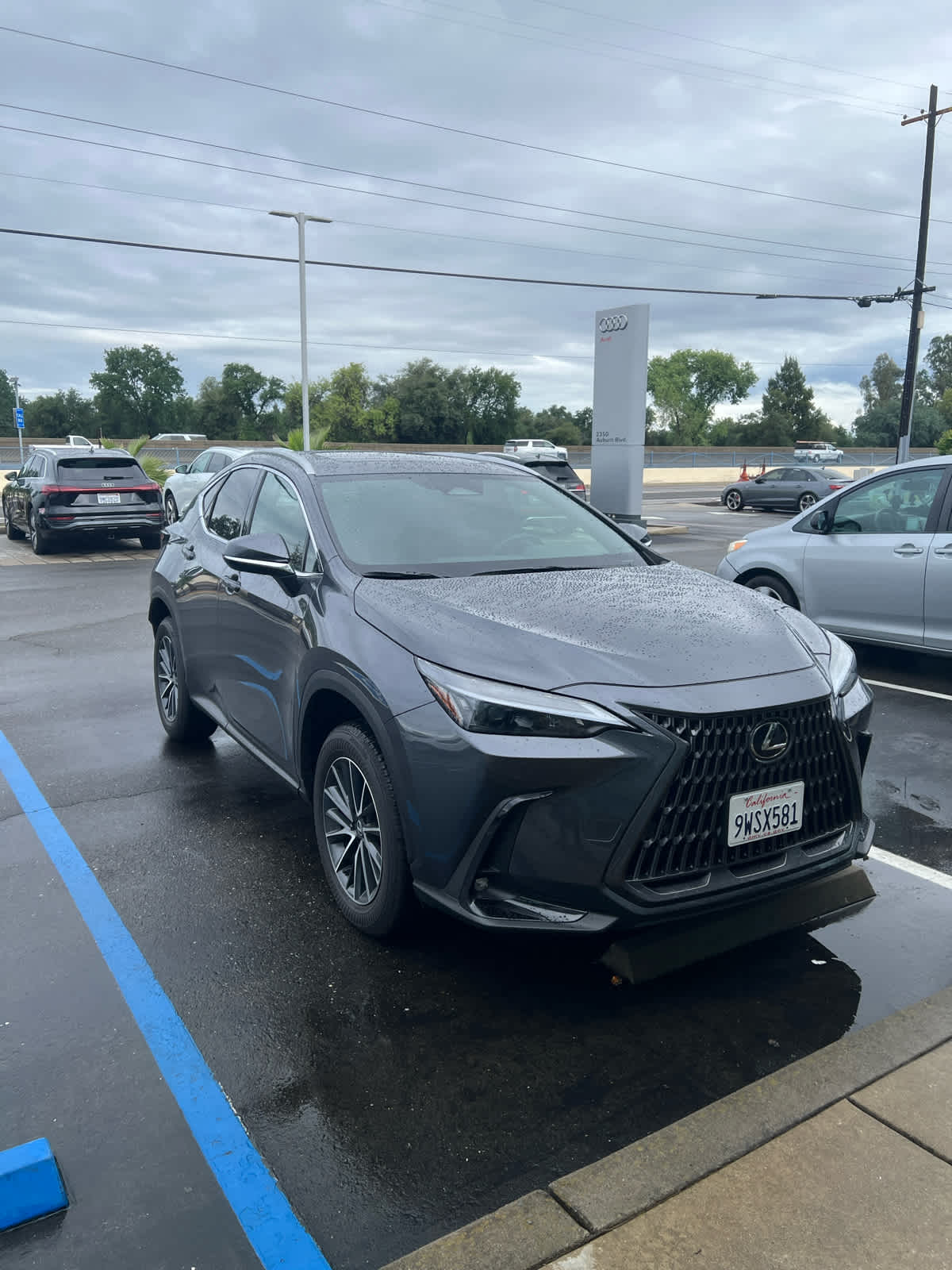 2026 LEXUS NX 350 photo 3