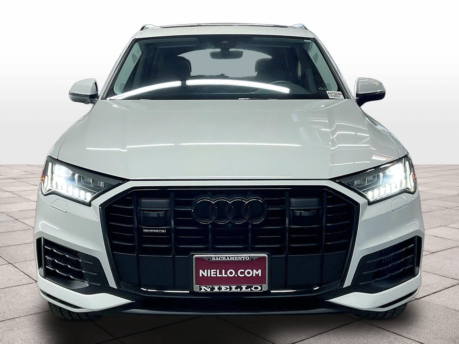 2023 Audi Q7 photo 2