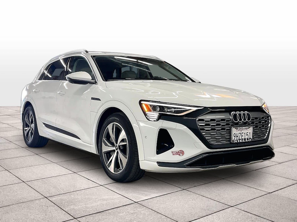 Certified 2024 Audi Q8 e-tron Premium Plus quattro