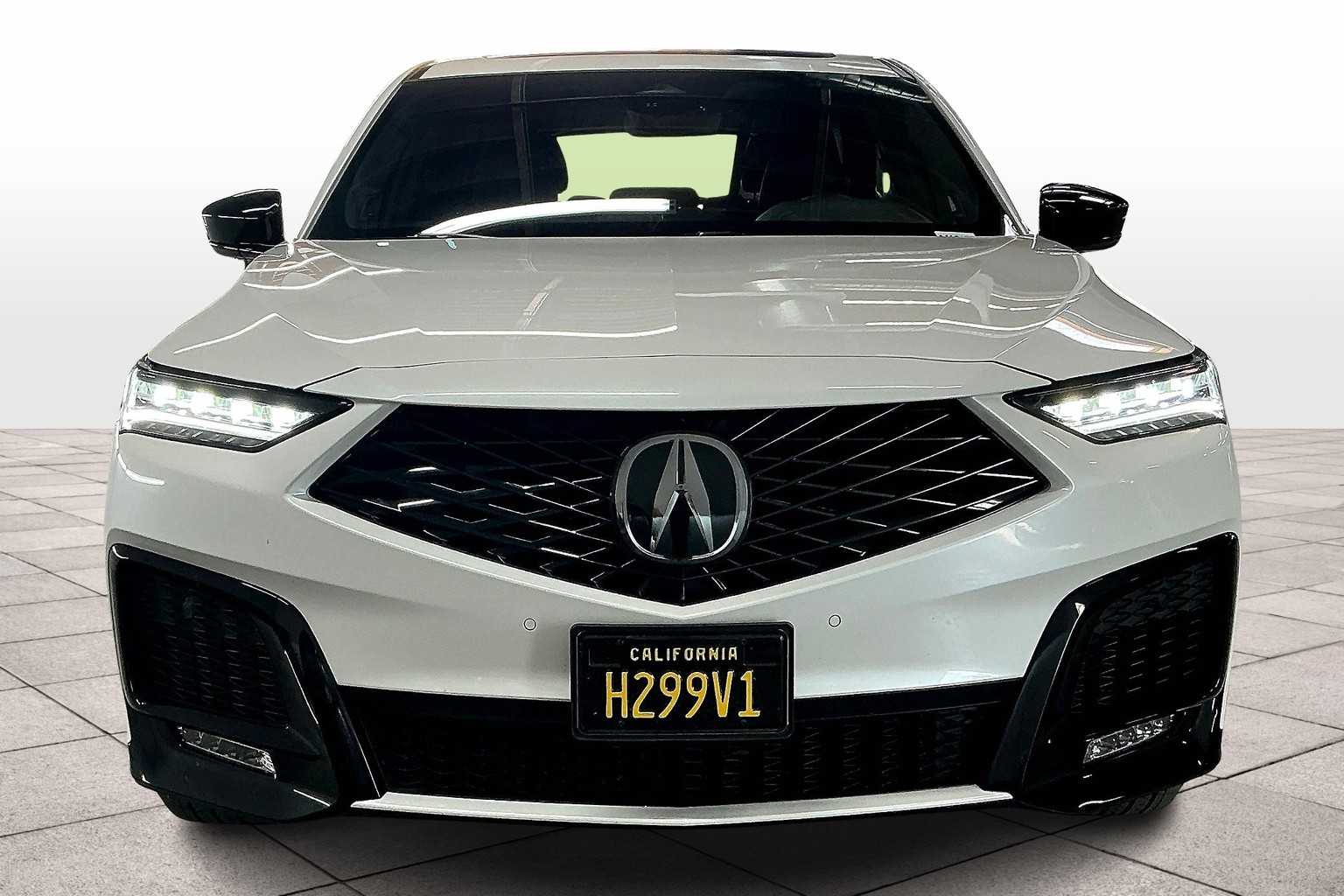 2025 Acura MDX A-Spec SH-AWD photo 3