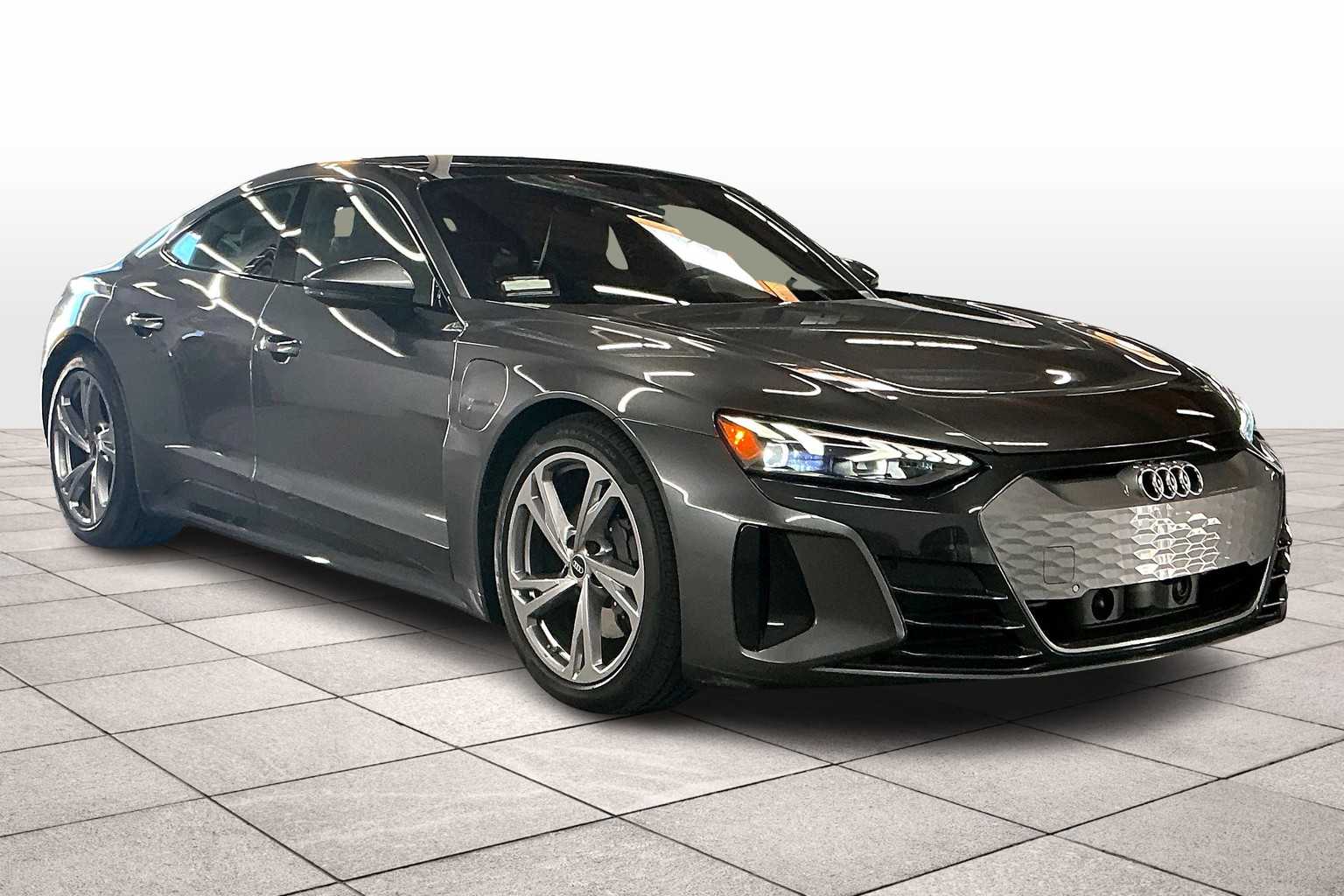 Used 2022 Audi e-tron GT Premium Plus with VIN WAUFJBFWXN7010142 for sale in Sacramento, CA
