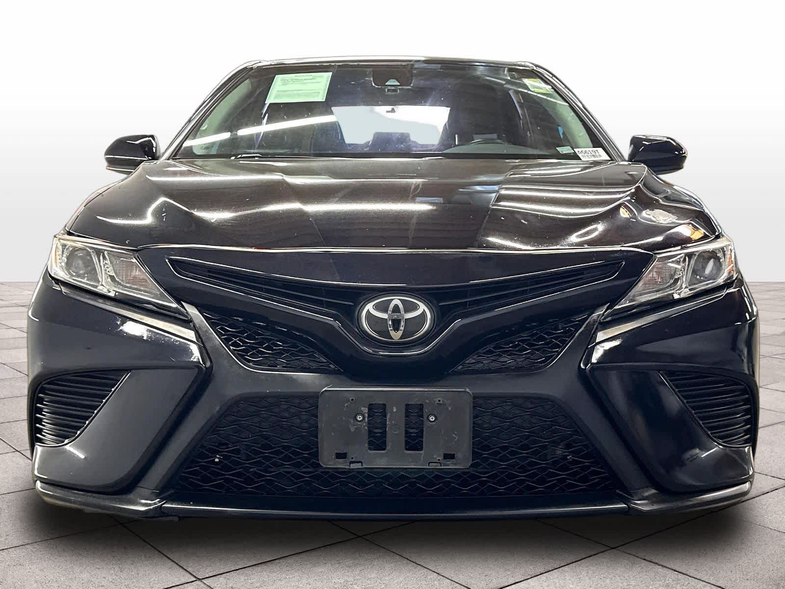 Used 2020 Toyota Camry SE Auto (GS)
