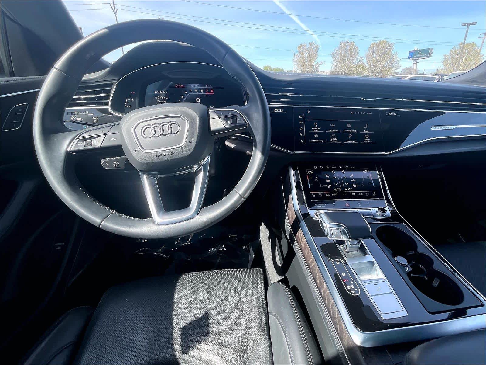 2023 Audi Q8 photo 5