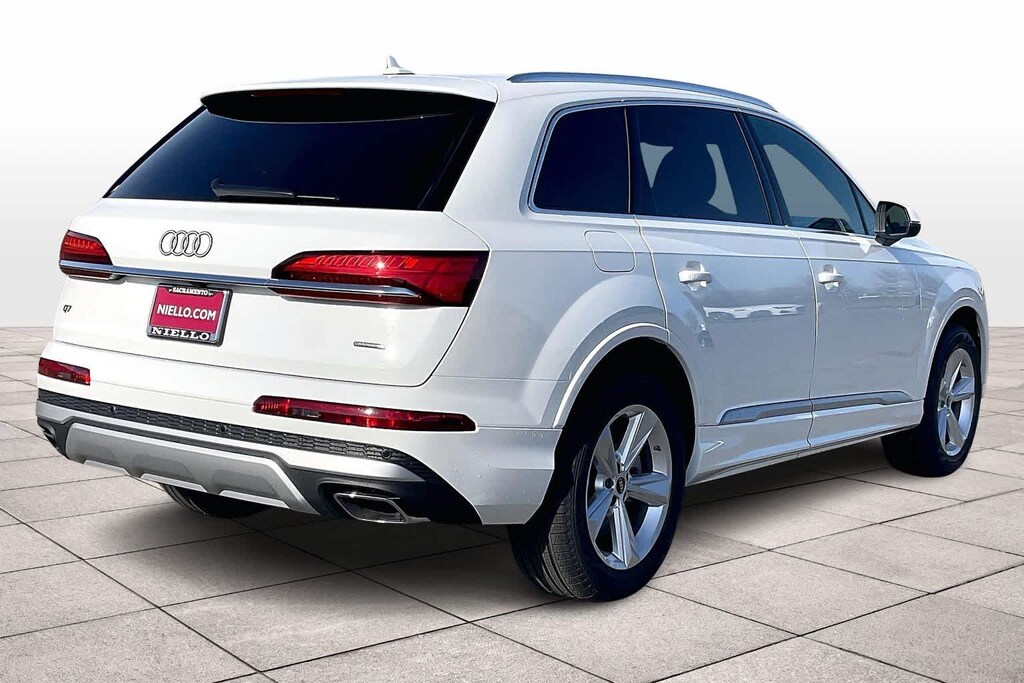 New 2026 Audi Q7 Premium 45 quattro