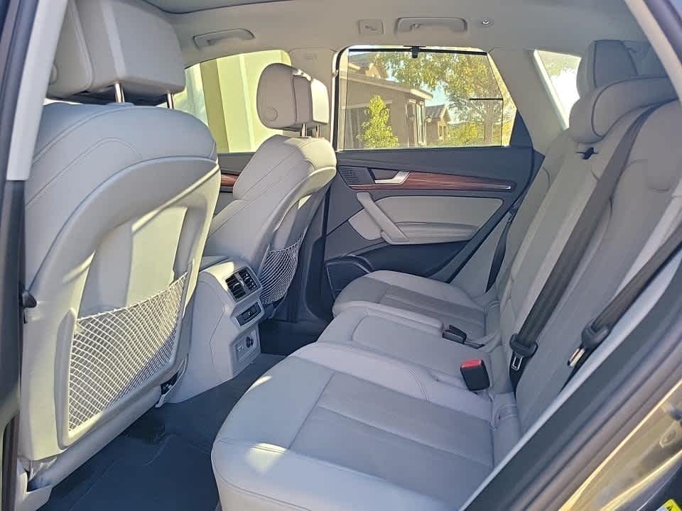2023 Audi Q5 S line Premium Plus photo 4
