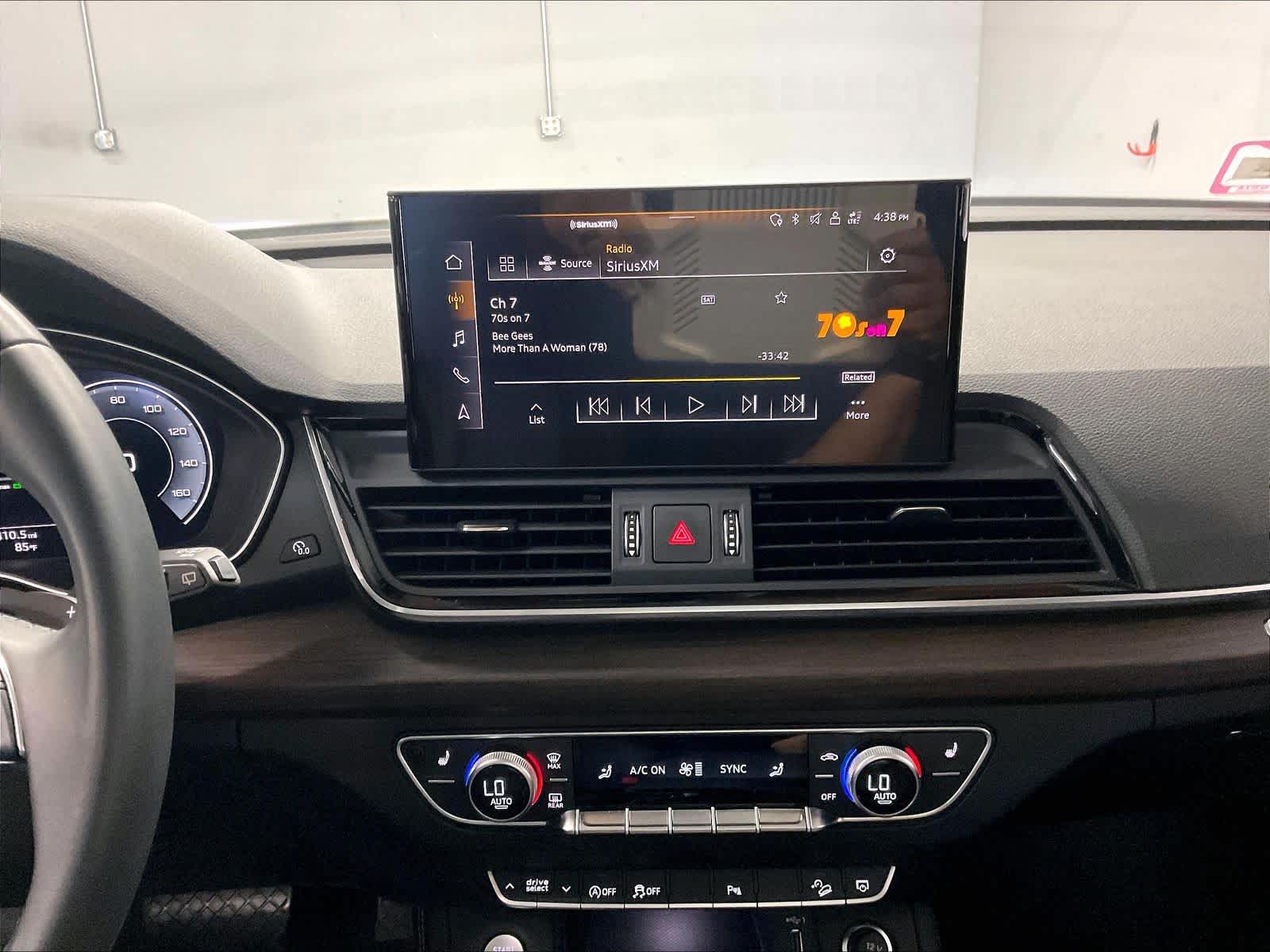 2023 Audi Q5 photo 6