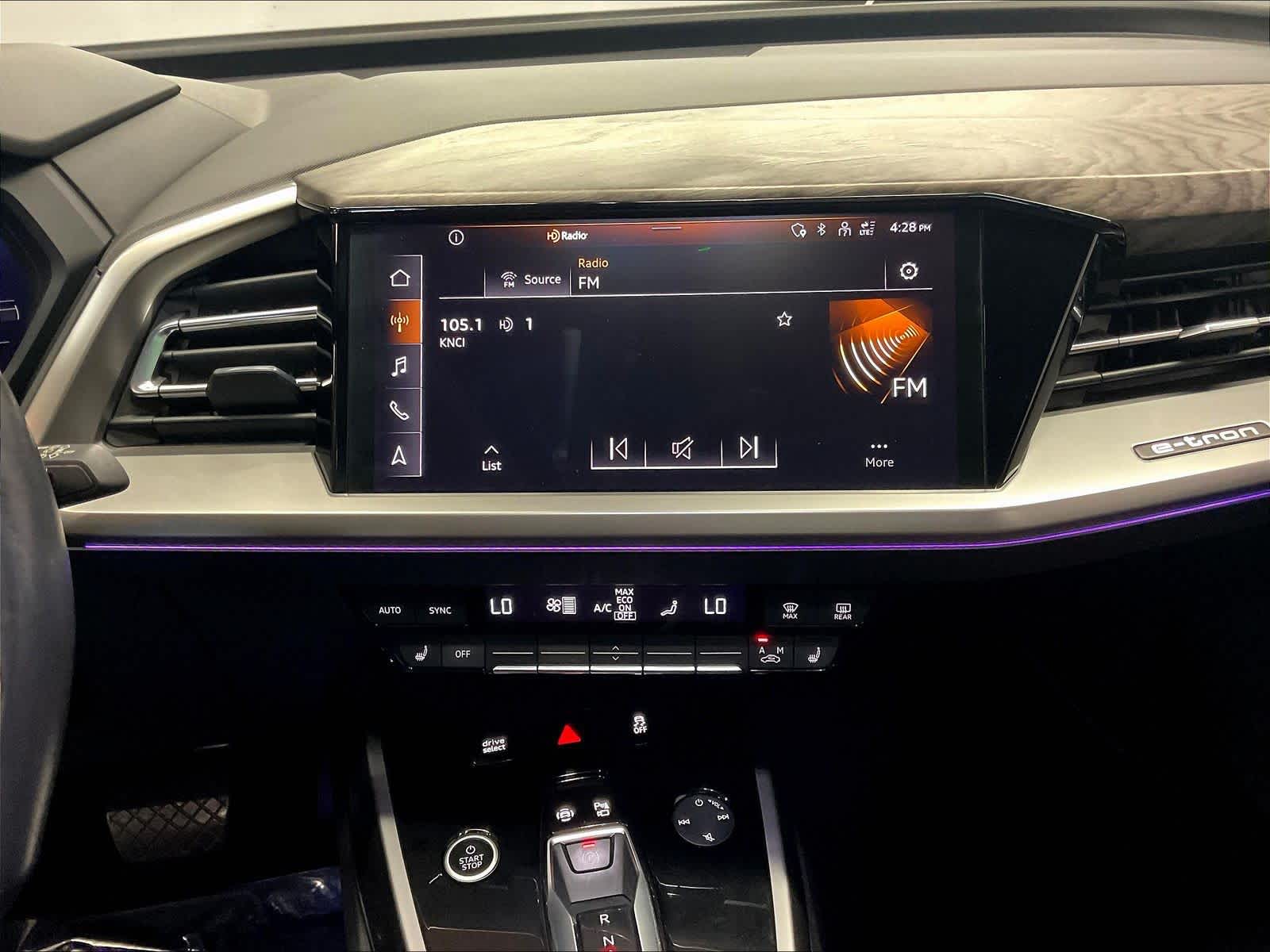 2023 Audi Q4 e-tron photo 6