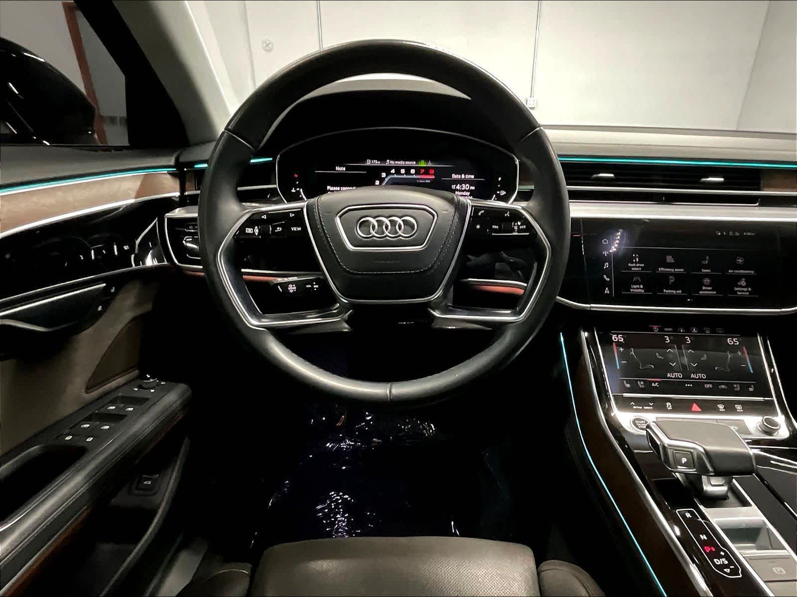 2021 Audi A8 photo 5