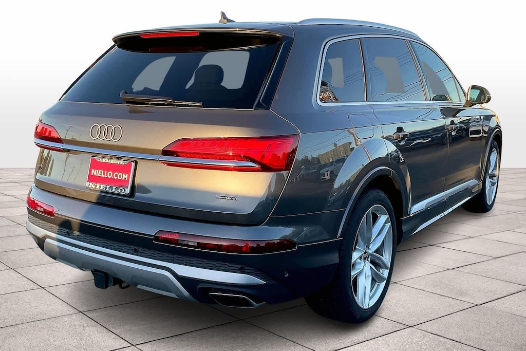 New 2025 Audi Q7 Prestige 55 TFSI quattro