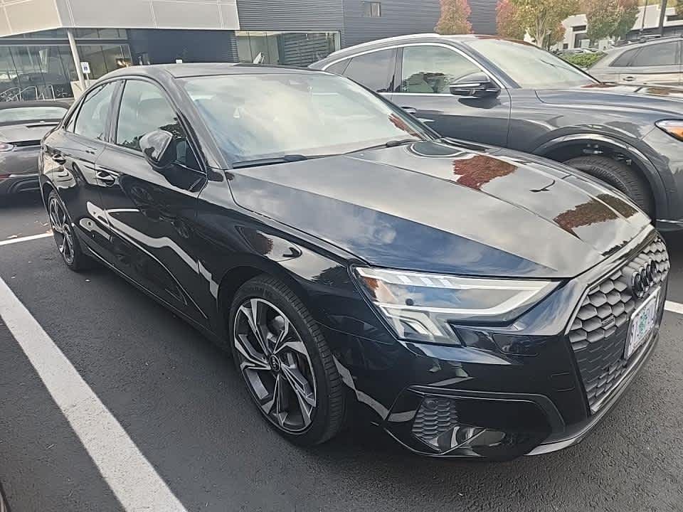 2023 Audi A3 Premium Plus 40 TFSI Quattro photo 2