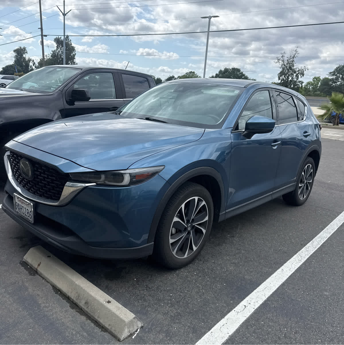2022 Mazda CX-5 photo 2