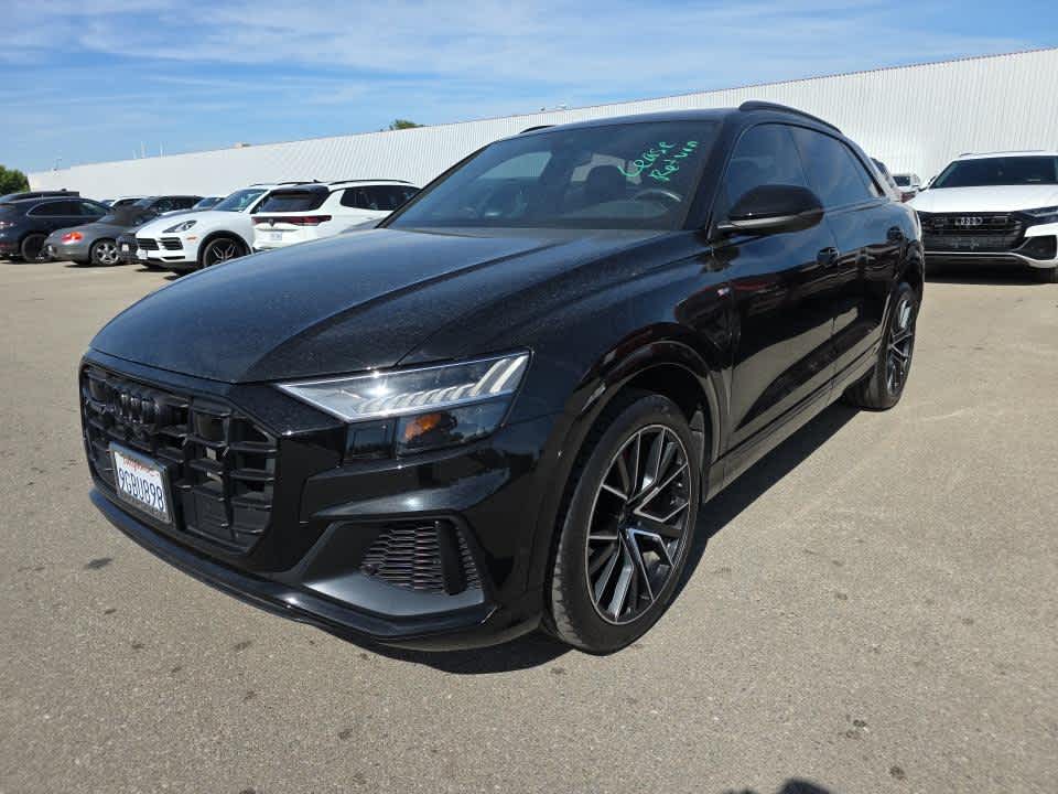 2023 Audi Q8 photo 2