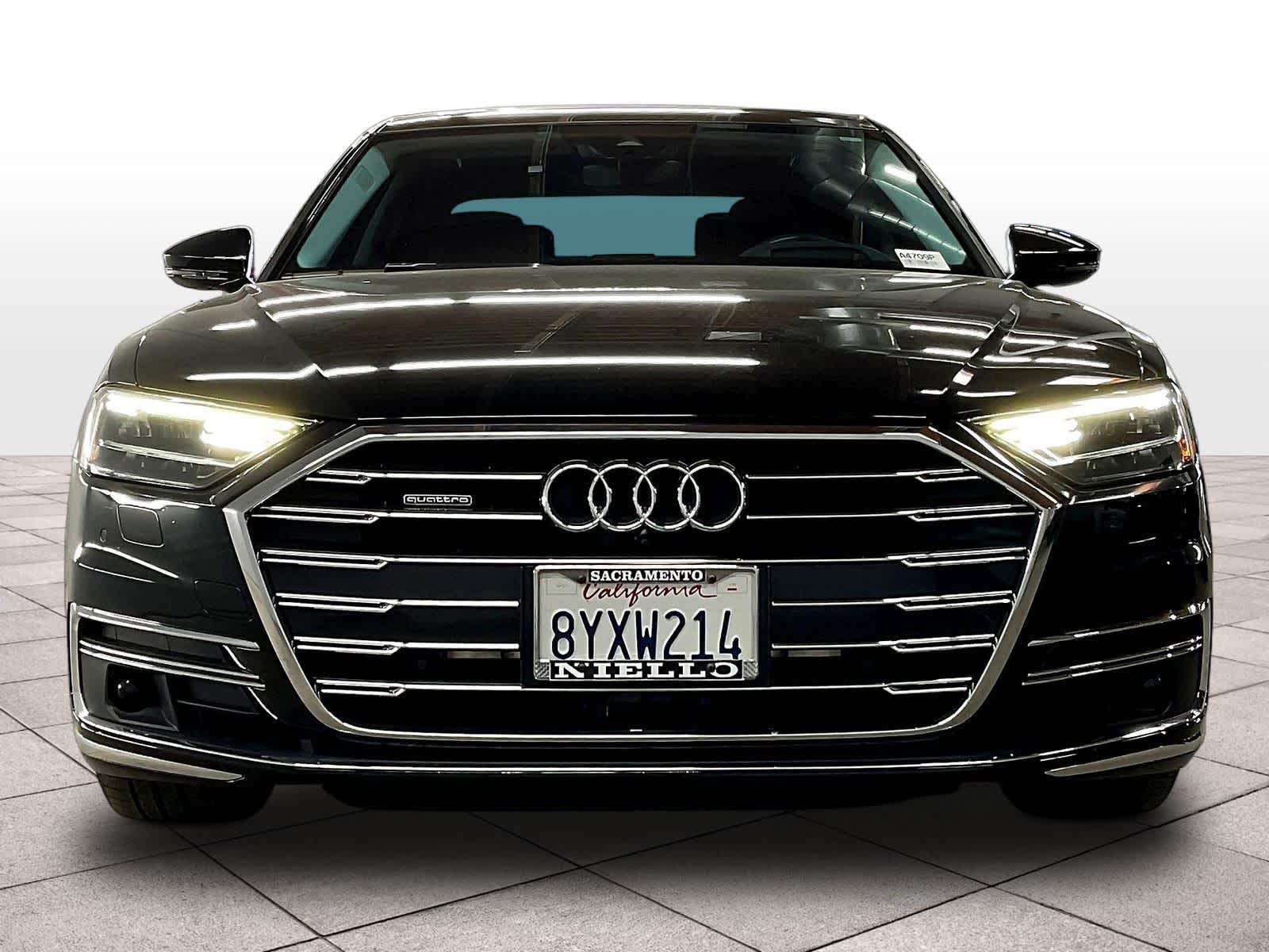 2021 Audi A8 photo 2
