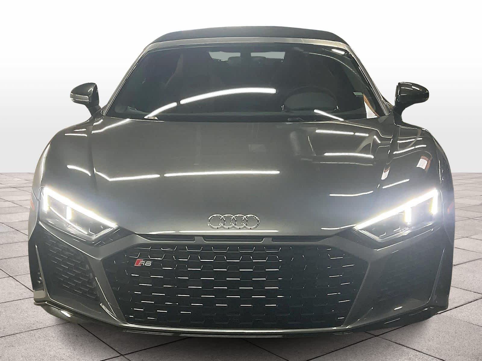 2023 Audi R8 Spyder photo 2