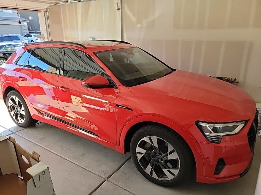 Used 2022 Audi e-tron Premium quattro