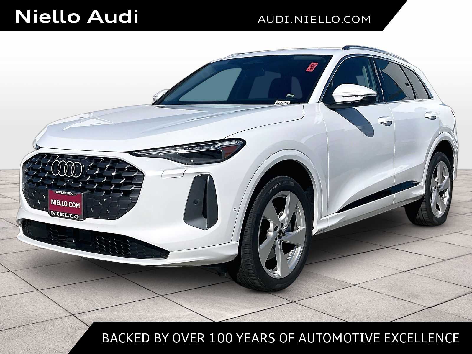 2025 Audi Q5 40 Premium Plus's photo
