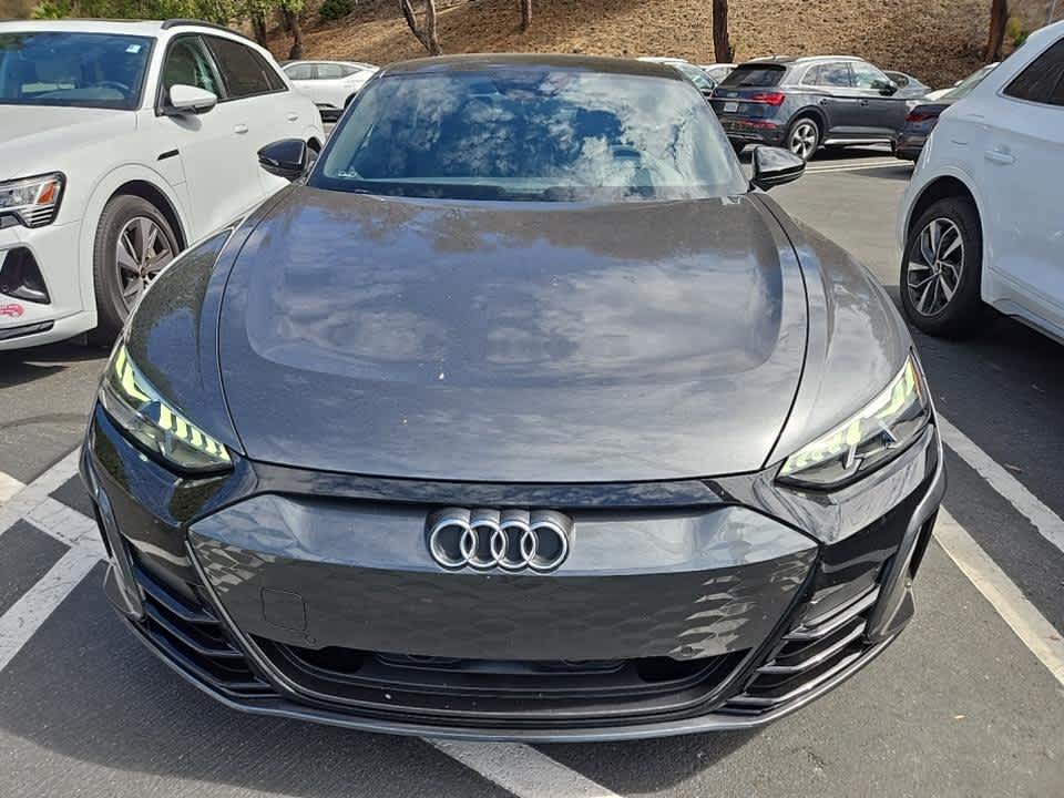 2023 Audi e-tron GT Premium Plus photo 3
