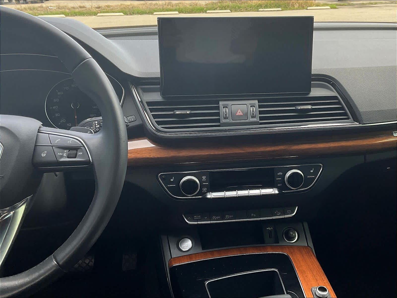 2022 Audi Q5 photo 6