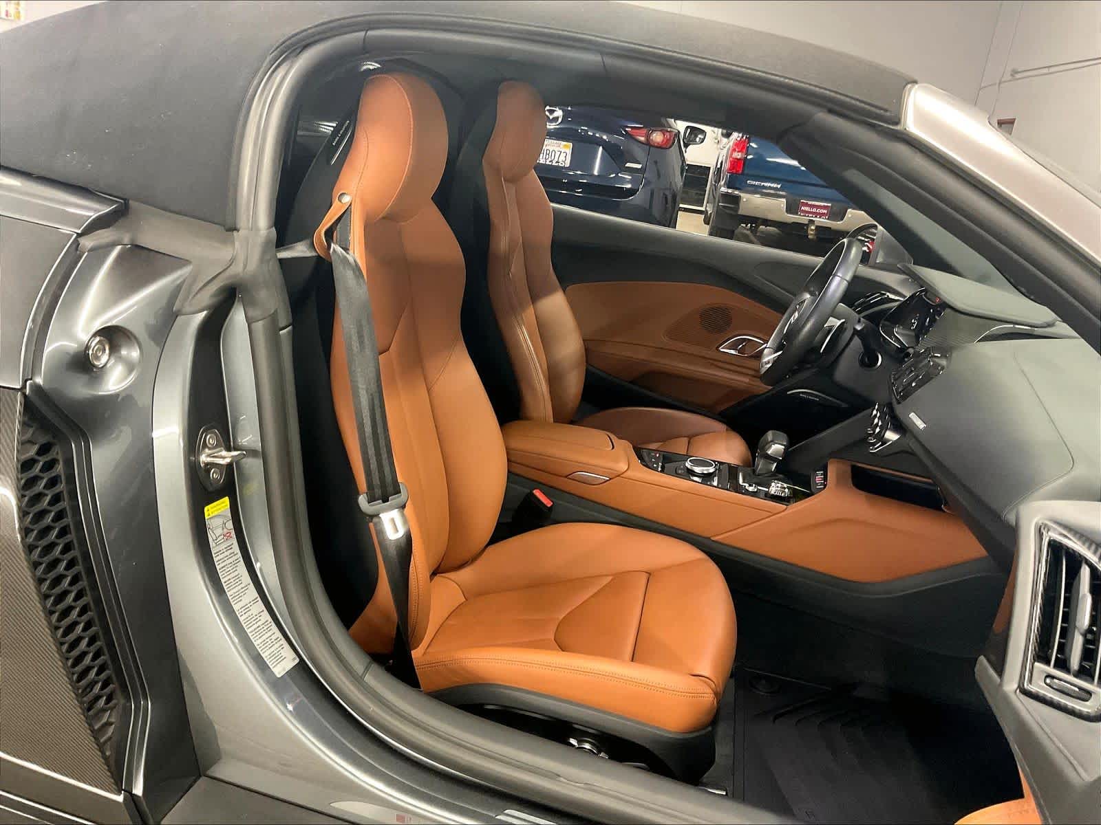 2023 Audi R8 Spyder photo 3