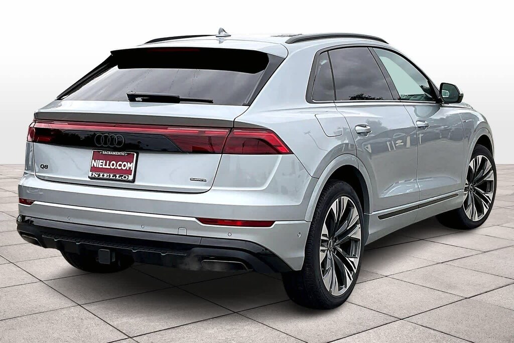 New 2025 Audi Q8 Premium Plus 55 TFSI quattro