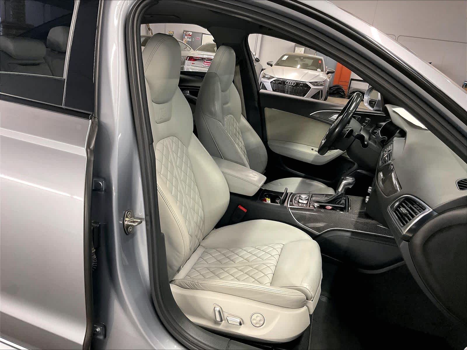 2017 Audi S6 photo 3