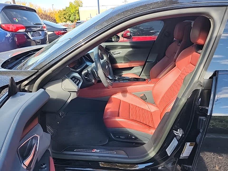 2023 Audi RS e-tron GT Base photo 4